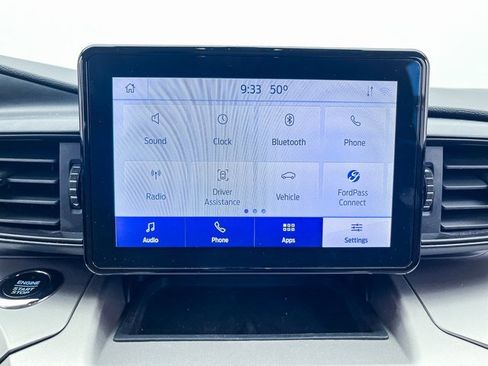 Used 2021 Ford Explorer XLT image 22