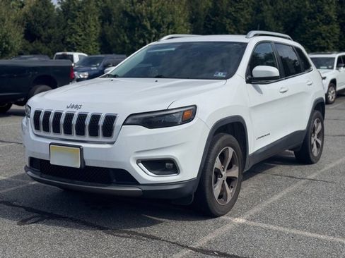 Used 2019 Jeep Cherokee Limited image 4