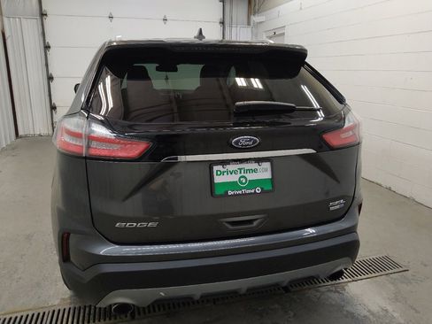 Used 2020 Ford Edge SEL w/ Convenience Package AWD/4WD image 6