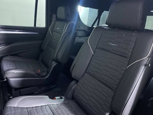 New 2026 Cadillac Escalade ESV V w/ LPO, ONYX Package AWD/4WD image 14