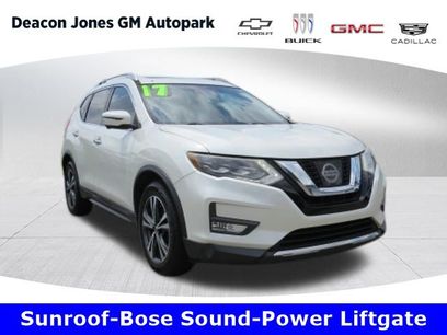 Used 2017 Nissan Rogue SL w/ SL Premium Package