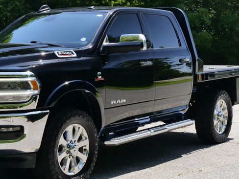 Used 2022 RAM 2500 Laramie AWD/4WD image 38