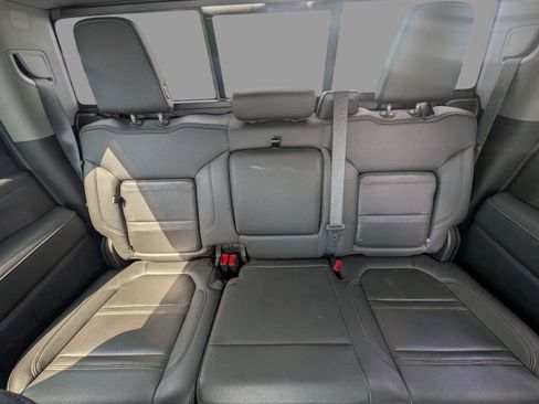 Used 2020 GMC Sierra 3500 Denali w/ Denali Ultimate Package AWD/4WD image 31