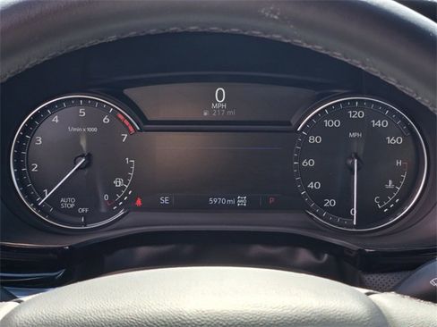 Used 2025 Cadillac XT6 Luxury image 30