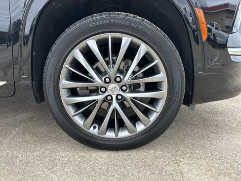 Certified 2025 Buick Enclave Avenir w/ Super Cruise Package AWD/4WD image 13
