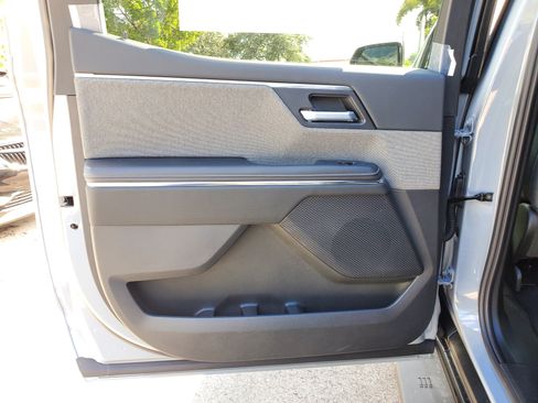 New 2026 GMC Sierra EV Elevation AWD/4WD image 9