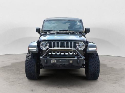 Used 2018 Jeep Wrangler Unlimited Sahara AWD/4WD image 14