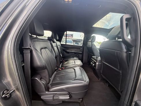 Used 2021 Ford Expedition Max Limited AWD/4WD image 22