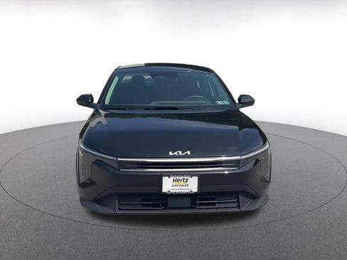 Used 2025 Kia K4 FWD image 4