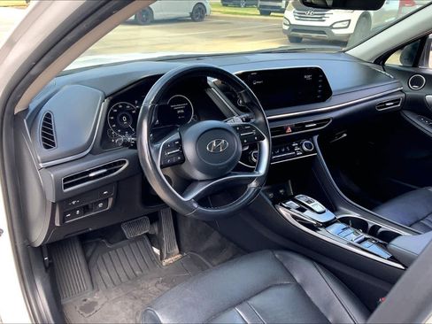 Used 2022 Hyundai Sonata Limited w/ Preferred Accessory Package FWD image 18