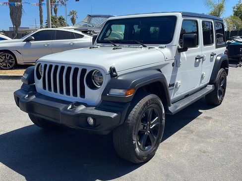 Used 2022 Jeep Wrangler Unlimited Sport AWD/4WD image 4