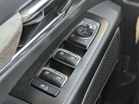 Used 2022 Kia Telluride EX w/ EX Premium Package FWD image 28