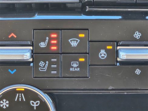 New 2026 Nissan Armada Platinum image 22