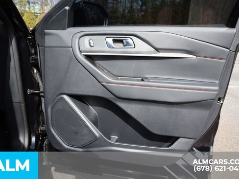 Used 2025 Ford Explorer ST-Line AWD/4WD image 29