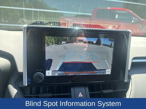 Used 2024 Toyota RAV4 XLE image 6