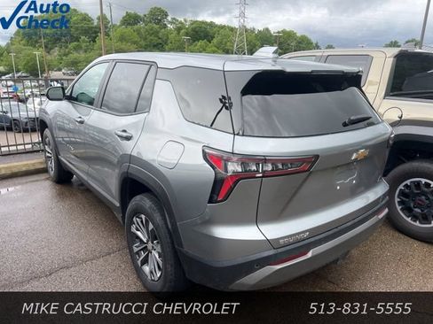 Used 2026 Chevrolet Equinox LT w/ Convenience Package II FWD image 4