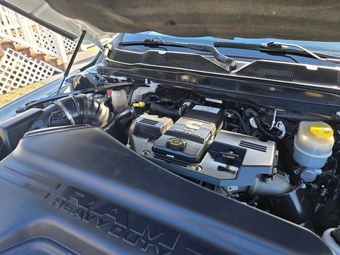 Used 2019 RAM 2500 Big Horn image 30