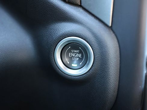 Used 2019 Chevrolet Silverado 1500 RST w/ All-Star Edition image 38