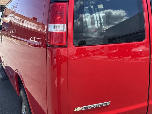 Used 2024 Chevrolet Express 2500 w/ Driver Convenience Package RWD image 41