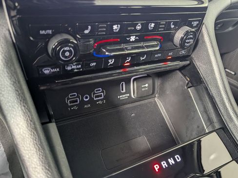 Used 2022 Jeep Grand Cherokee Limited 4xe w/ Luxury Tech Group II image 25