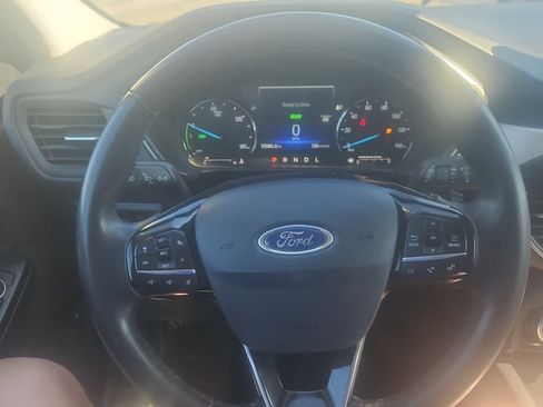 Used 2021 Ford Escape SE w/ SE Sport Appearance Package FWD image 15