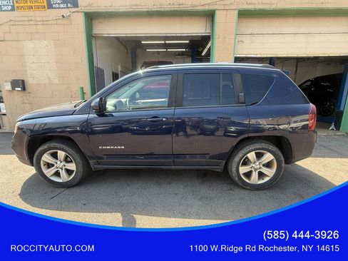 Used 2014 Jeep Compass Latitude w/ Sun/Sound Group AWD/4WD image 1