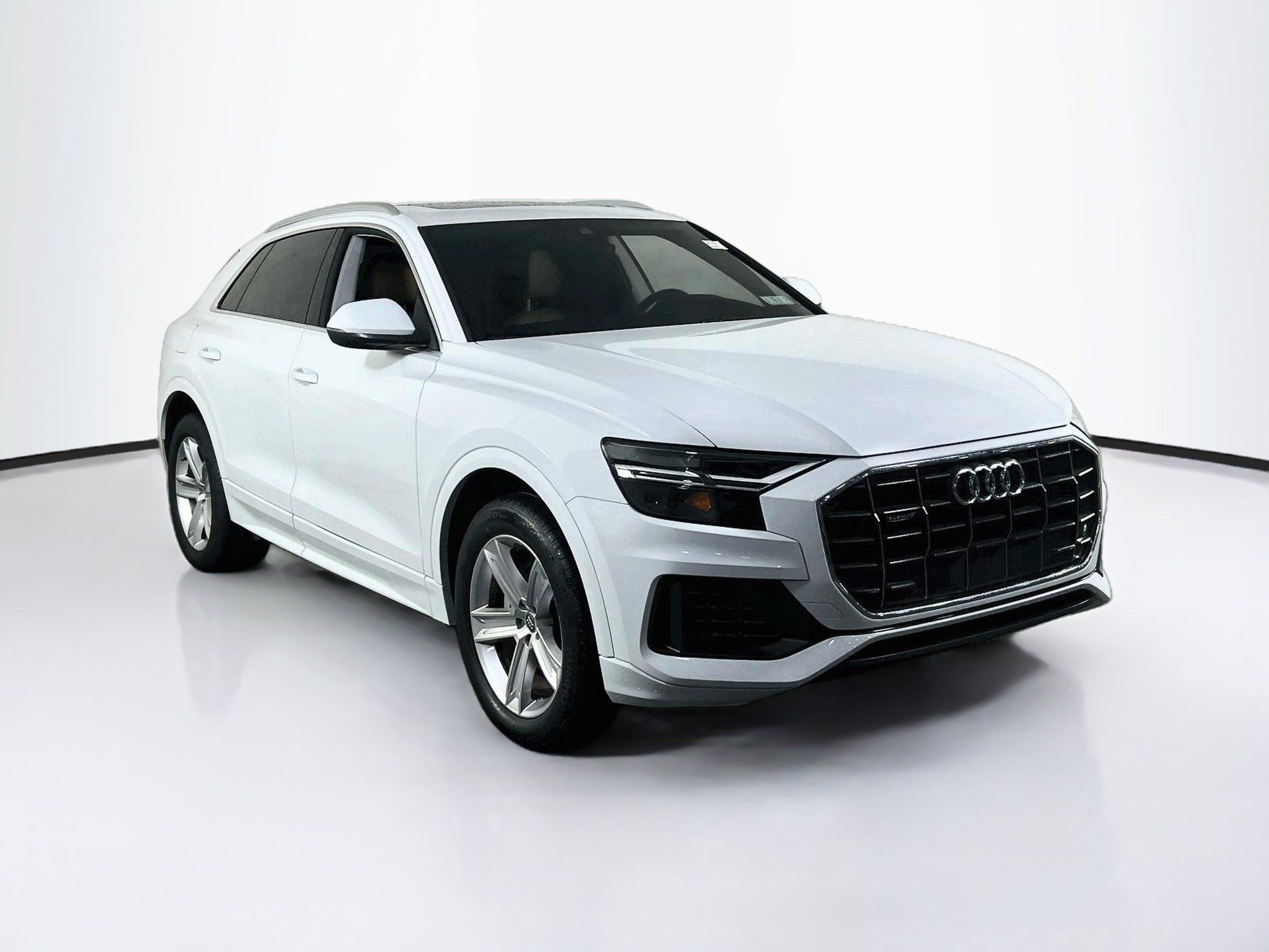 Used 2020 Audi Q8 Premium AWD/4WD image 3