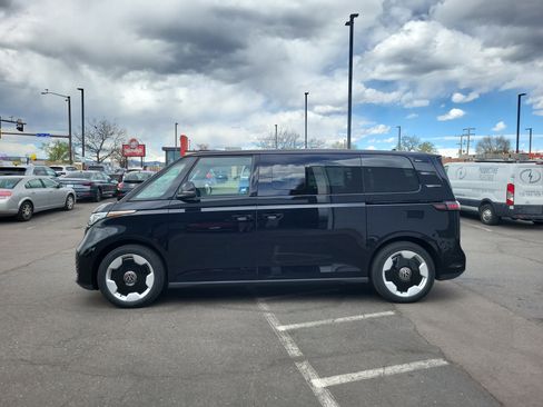 New 2025 Volkswagen ID. Buzz Pro S image 3