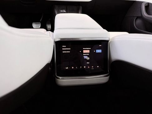 Used 2022 Tesla Model S Plaid AWD/4WD image 34