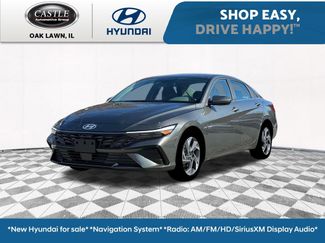 New 2025 Hyundai Elantra SEL video 1