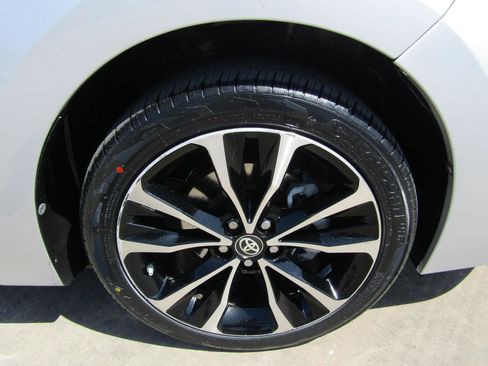 Used 2017 Toyota Corolla XSE w/ Protection Package FWD image 7