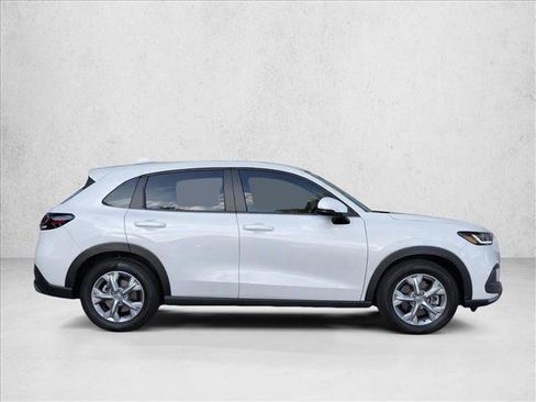 Certified 2024 Honda HR-V LX image 8