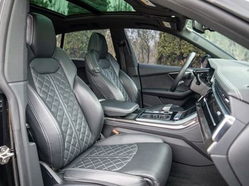 Used 2023 Audi SQ8 Prestige image 47