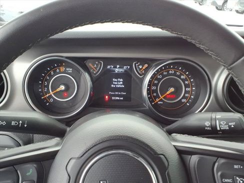 Used 2023 Jeep Gladiator Sport image 20