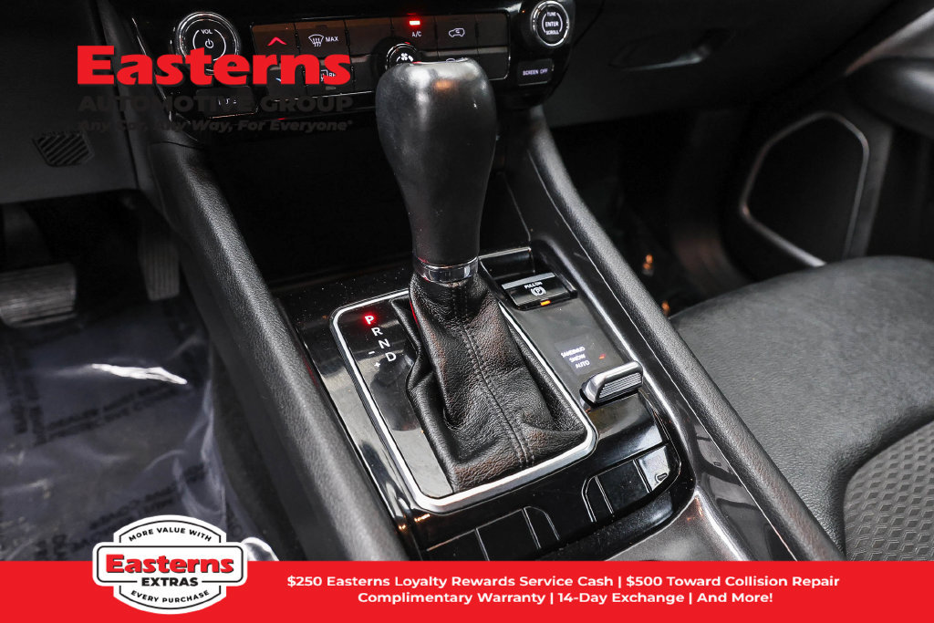Used 2024 Jeep Compass Latitude AWD/4WD image 13