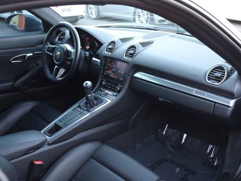 Used 2017 Porsche 718 Cayman S image 44