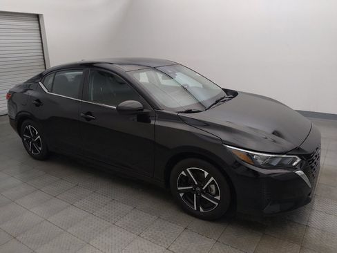 Used 2024 Nissan Sentra SV FWD image 11