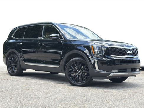 Used 2022 Kia Telluride SX w/ Towing Package FWD image 2