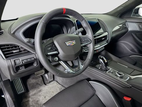 Used 2023 Cadillac CT5 V Blackwing image 9