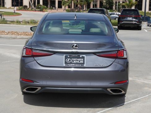 Used 2019 Lexus ES 350 w/ Premium Package image 6