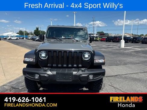 Used 2021 Jeep Wrangler Unlimited Sport AWD/4WD image 2