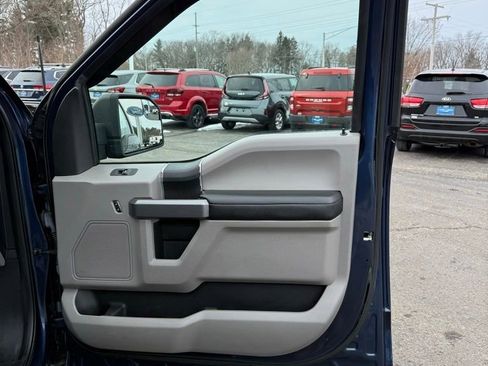 Used 2016 Ford F150 XLT image 20