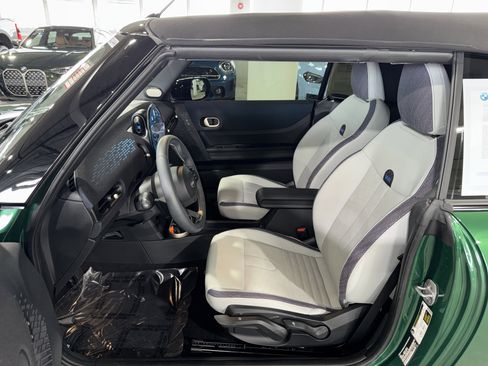 Certified 2025 MINI Cooper S FWD image 15