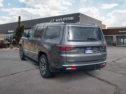 Used 2022 Jeep Wagoneer Series III w/ Flexible Seating Group image 3