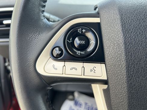 Certified 2018 Toyota Prius Prime Premium FWD image 23