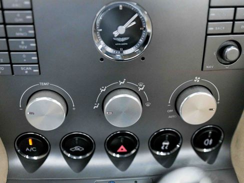 Used 2006 Aston Martin DB9 Volante RWD image 68