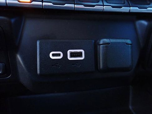 Used 2019 Chevrolet Silverado 1500 RST w/ All-Star Edition AWD/4WD image 18
