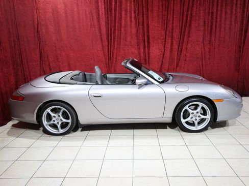 Used 2003 Porsche 911 Carrera image 10