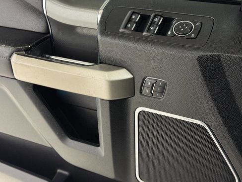 Used 2017 Ford F150 Lariat image 72