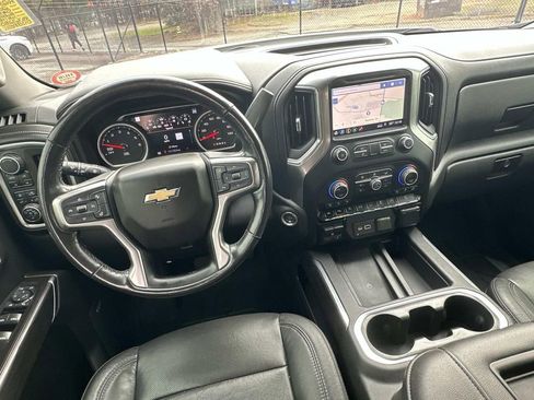 Used 2019 Chevrolet Silverado 1500 LTZ image 28